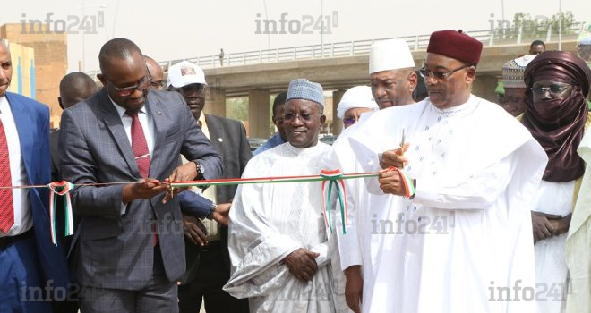 Niger : le président Issoufou Mahamadou inaugure un échangeur