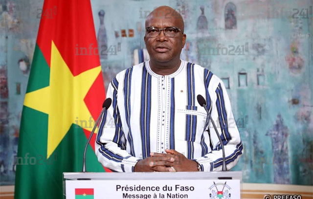 Burkina Faso : le président Kaboré arrêté par des militaires mutins