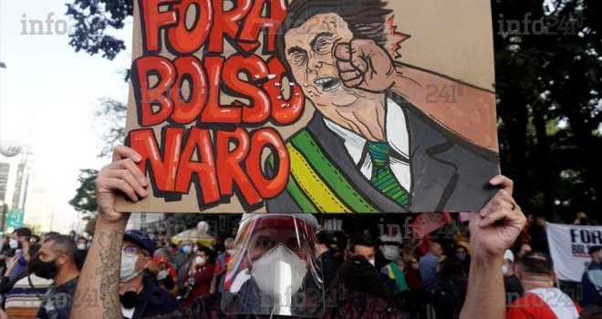 Brésil : Des manifestants réclament la destitution du président Jair Bolsonaro