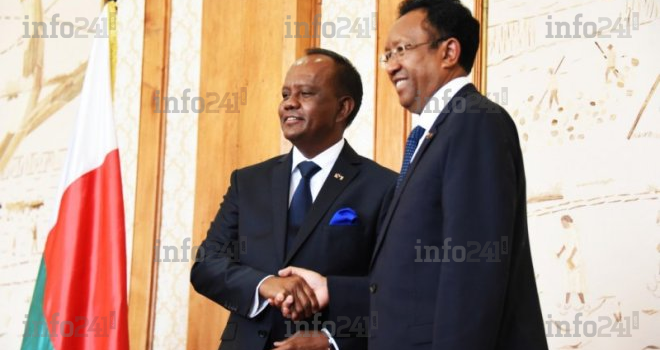 Madagascar : Hery Rajaonarimampianina démissionne, Rivo Rakotovao nouveau président par intérim !